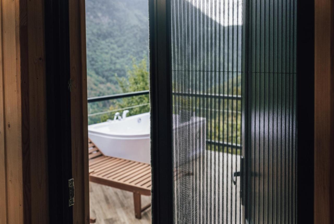 Unique Boutique Hotel Near Batumi Zeda Chkhutuneti المظهر الخارجي الصورة
